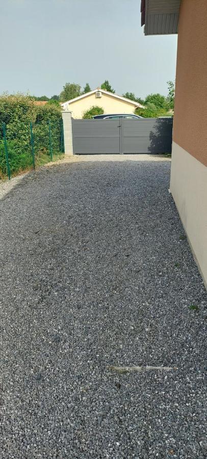 Gite Des Pins Aureilhan  Exterior photo