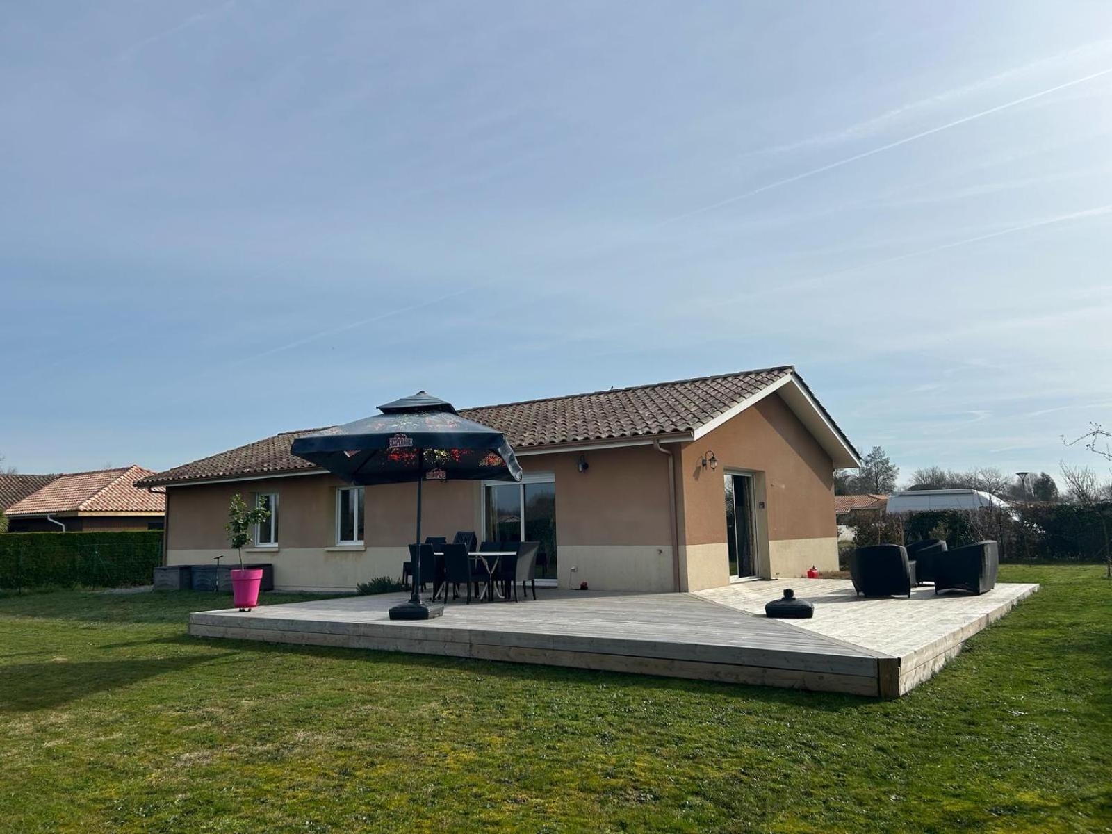 Gite Des Pins Aureilhan  Exterior photo